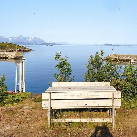 Feriehus 8 Person In Stonglandseidet