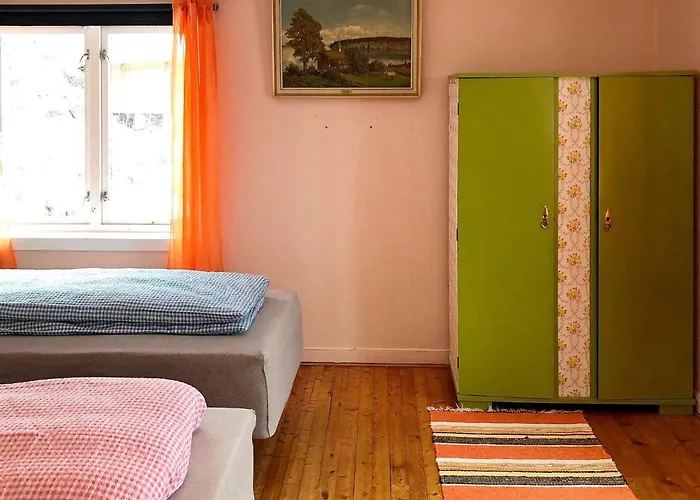 Hébergement de vacances 8 Person In *