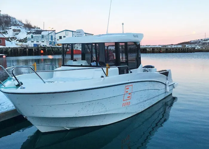 Hébergement de vacances 8 Person In *