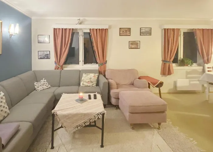 8 Person In * Stonglandseidet